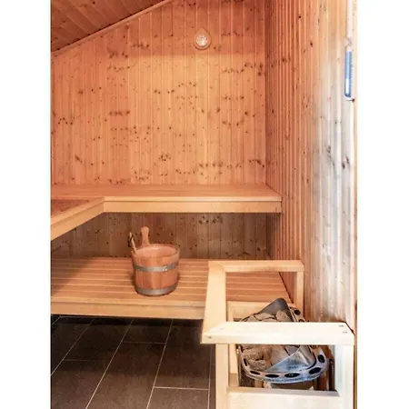 Huus Naturstrand Am Diek Wesselburen